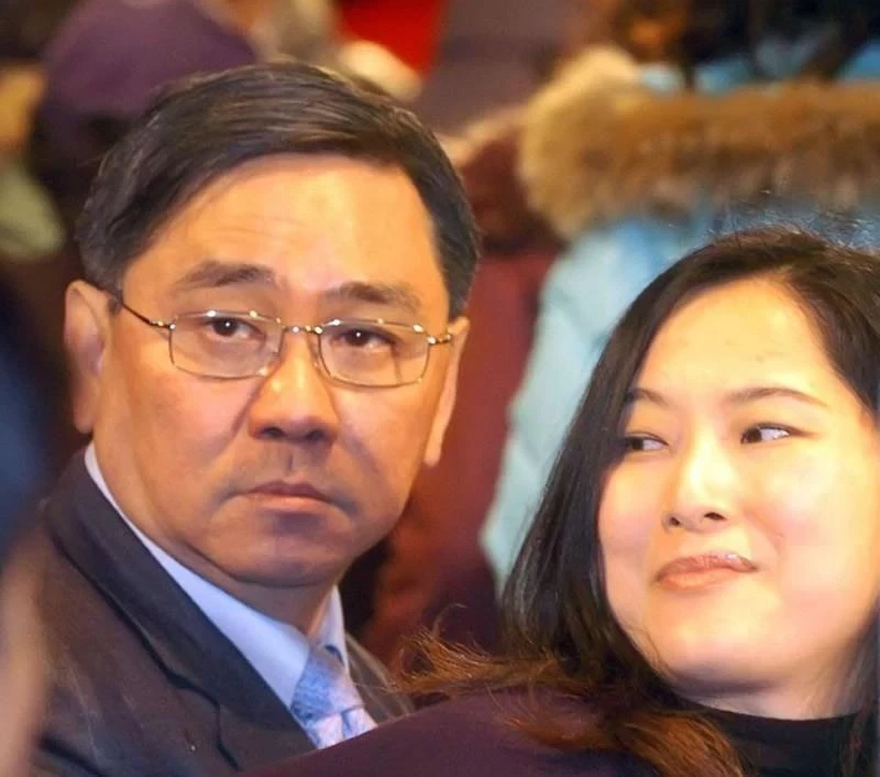 為嫁千億豪門苦等22年!「生下一子」仍被分手 上位失敗「只拿到14億」負氣給兒子改名