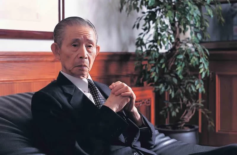 為嫁千億豪門苦等22年!「生下一子」仍被分手 上位失敗「只拿到14億」負氣給兒子改名