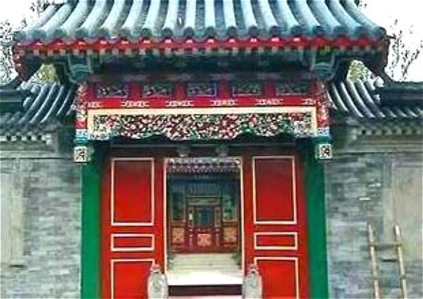 第一次見親家「父親打包剩菜」被女方全家人嘲笑,結賬時經理「一句話」 卻把親家母嚇壞了!